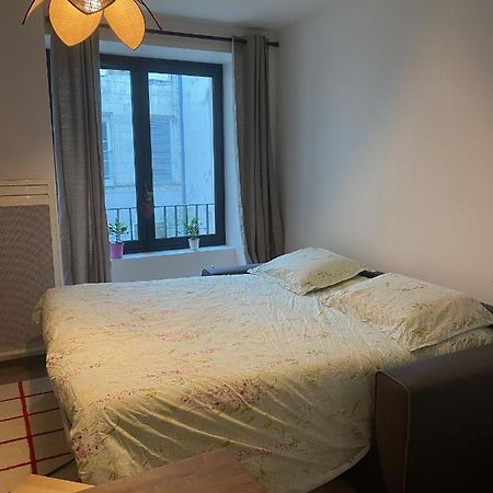 Joli Petit Nid Douillet En Centre Ville La Rochelle  Exterior foto